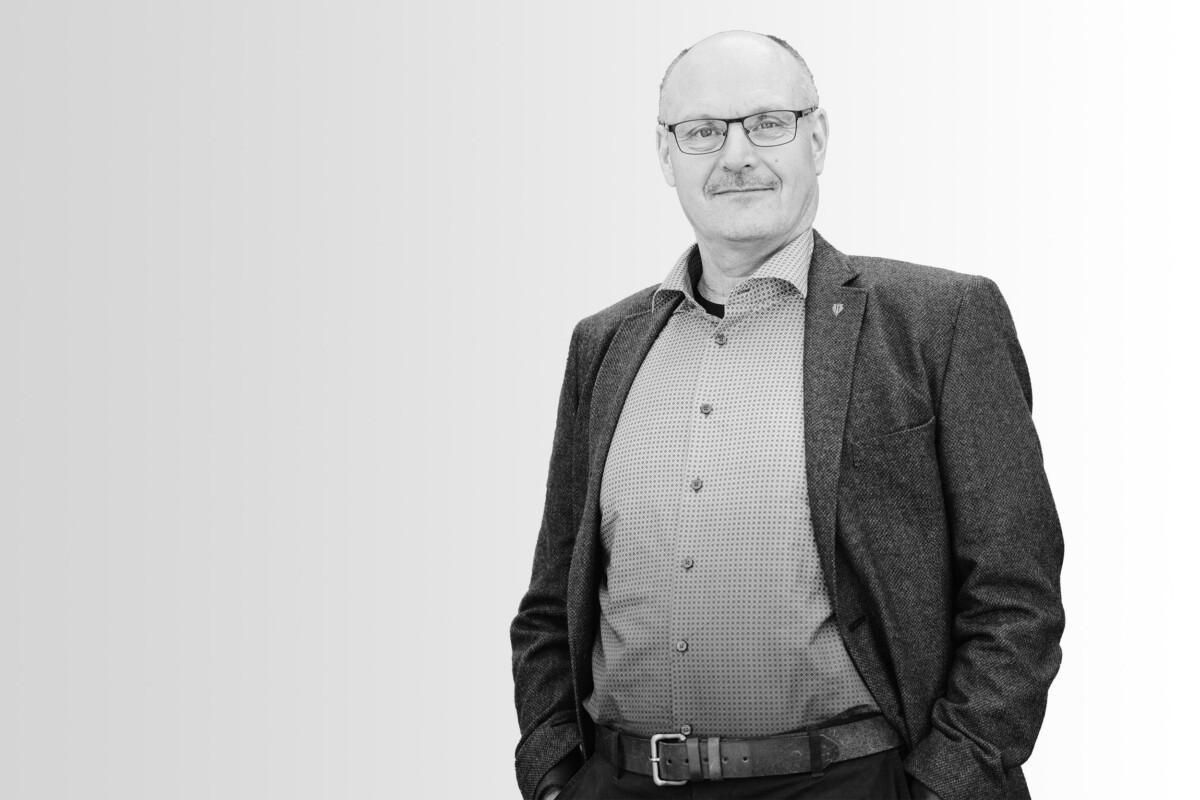Aulis Loukusa, yritystoiminnan kouluttaja