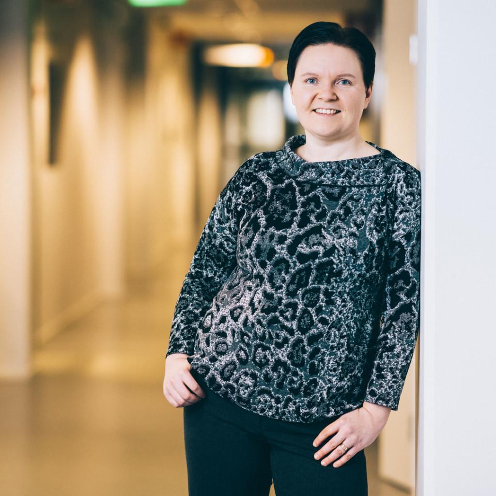 Maatilavalmentaja Jenni Koski
