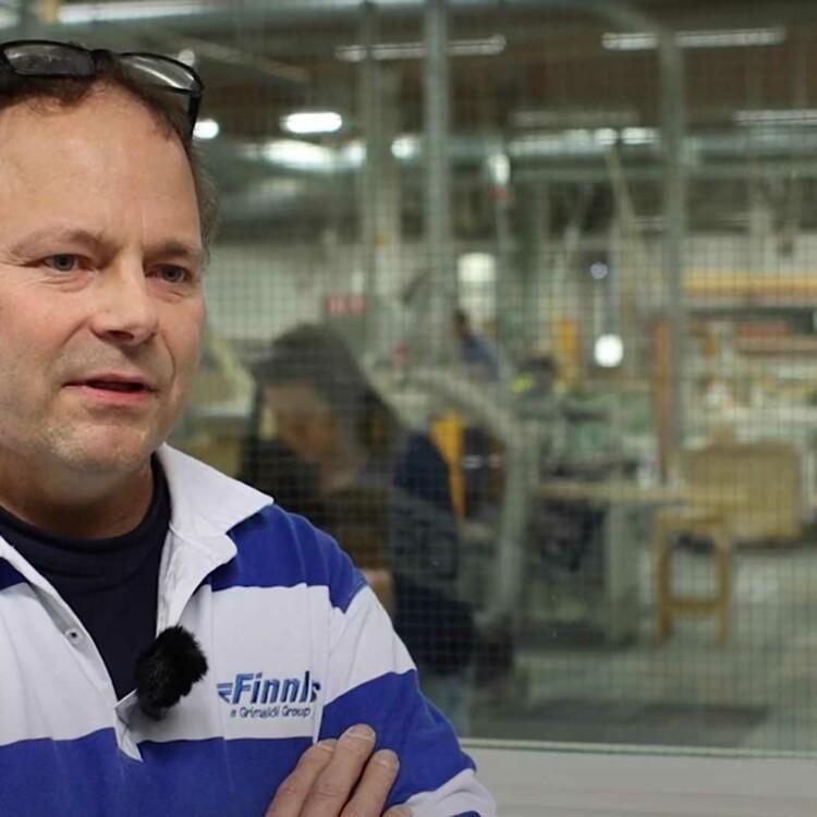 Juha-Pekka Saarinen opiskelijatarinassa Suomen Yrittäjäopistolla.