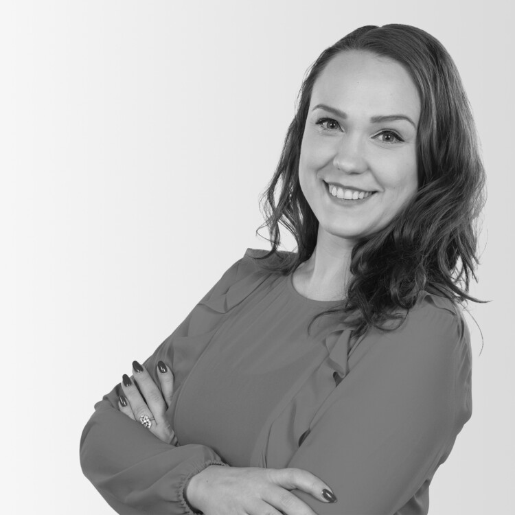 Annika-Puro-Aho, yritystoiminnan kouluttaja