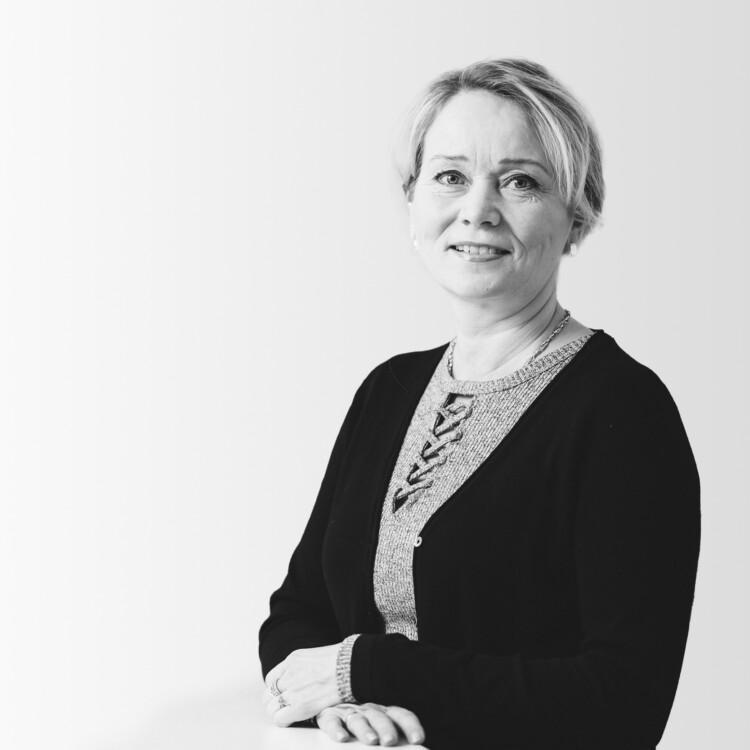 Soile Moisio, puu- ja sisustusalan kouluttaja