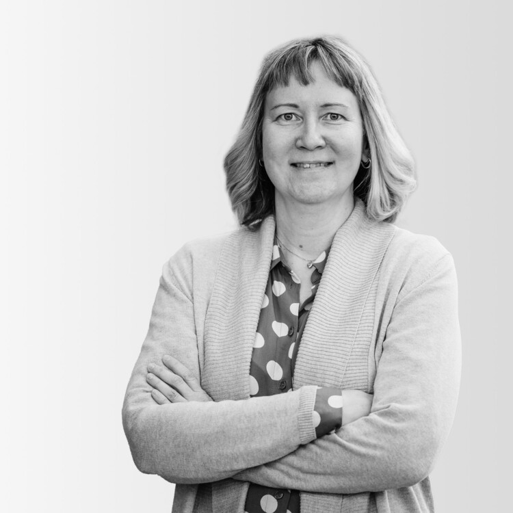 Saija Vilhula, sisustusalan kouluttaja