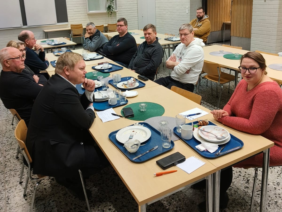 Antti Kurvinen Turkishankkeen aamupalatilaisuudessa.