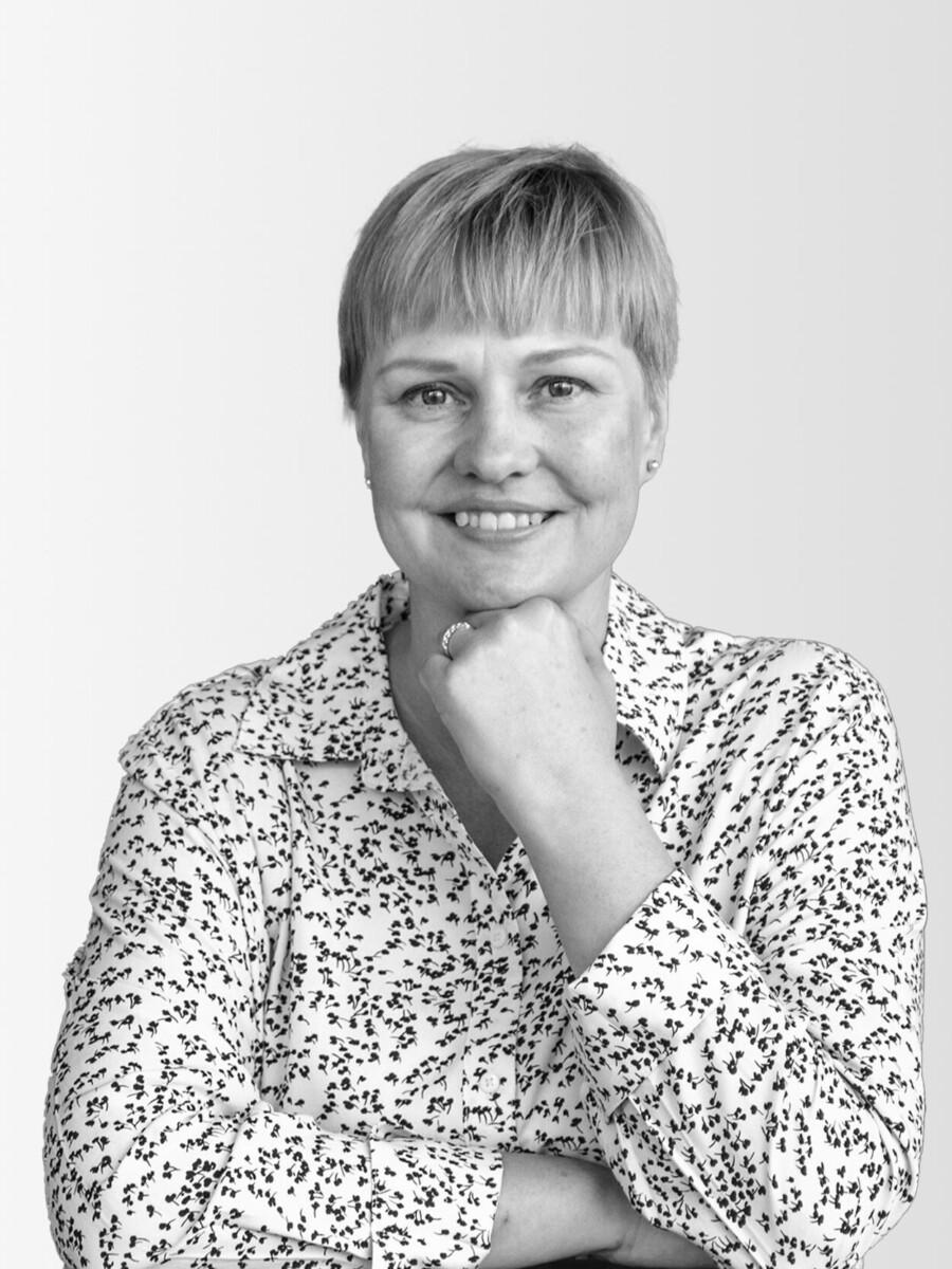 Susanna Mäkinen, yritystoiminnan kouluttaja