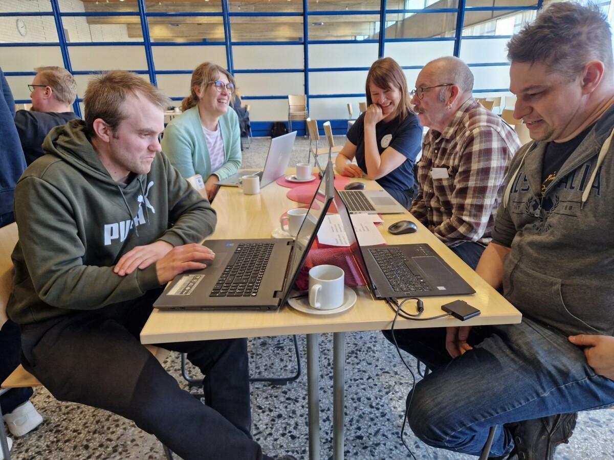Agrin tekoälytyöpajassa tutustututaan tekoälyyn käytännönläheisillä harjoituksilla.