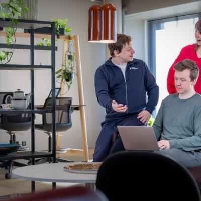 Maatilan TalousEskari koulutuksen webinaareissa opetetaan Maatilan taloutta helppolukuisesti ja käytännönläheisesti.